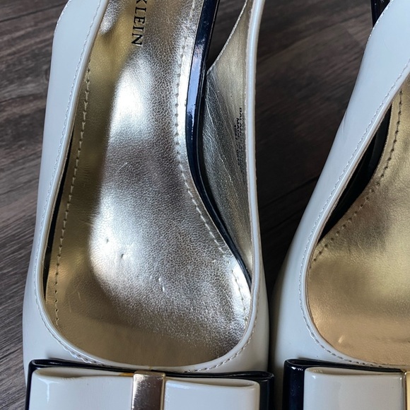 Anne Klein Women’s Black & Cream Slingback Heels Size 6.5 - Picture 2 of 15